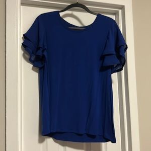 Elle Size L short sleeve top. Worn but in great condition!